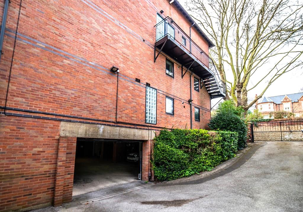 4 Cavendish Place Cavendish Crescent South Nottingham